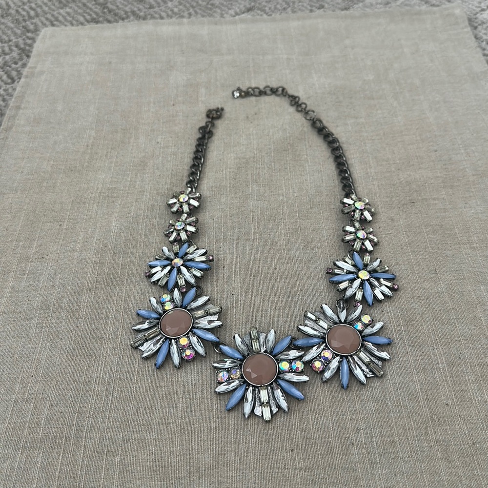 Statement necklace sunburst floral multicolor with rhinestones
